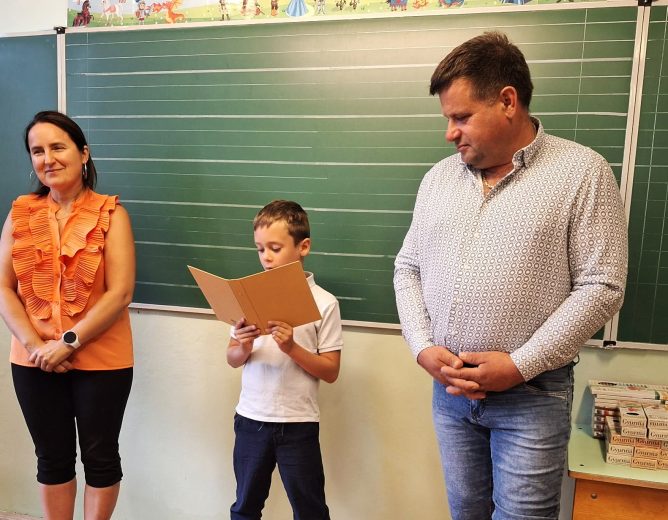 Tanévnyitó a Dunaszentbenedeki Általános Iskolában